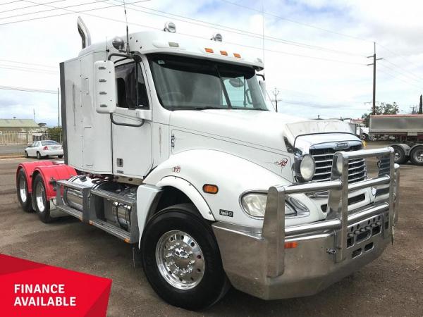 2009 Freightliner Columbia CL120 6x4 Prime Mover