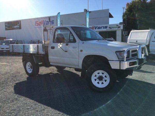 2000 TOYOTA HILUX 4 4 C CHAS