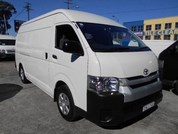 2017 TOYOTA HIACE SLWB KDH221R MY16