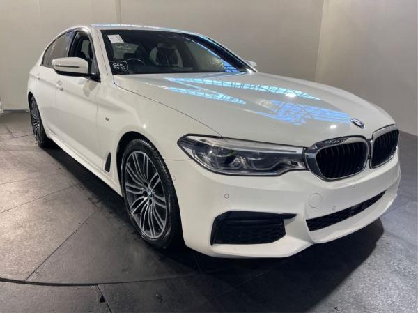 2019 BMW 5 Series 