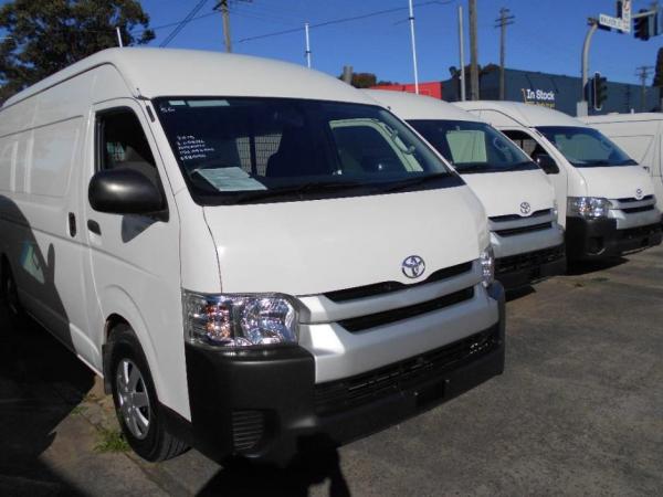 2015 TOYOTA HIACE SLWB KDH221R MY15