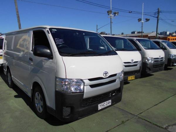 2017 TOYOTA HIACE LWB KDH201R MY16