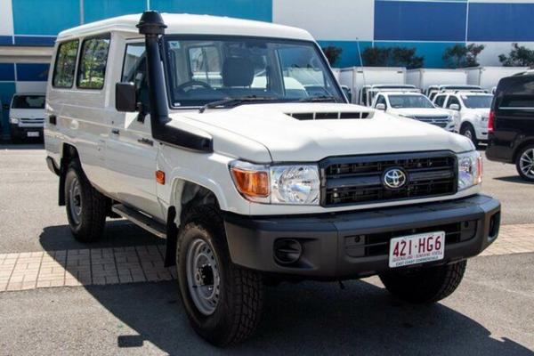 2023 Toyota Landcruiser VDJ78R Workmate Troopcarrier French Vanilla 5 speed Manual