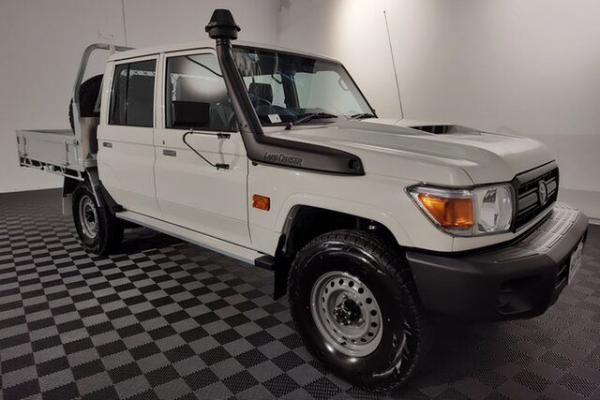 2023 Toyota Landcruiser VDJ79R Workmate Double Cab White 5 speed Manual