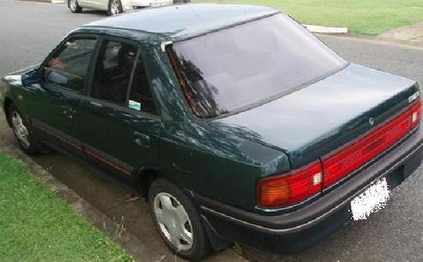 1992 Mazda 323 