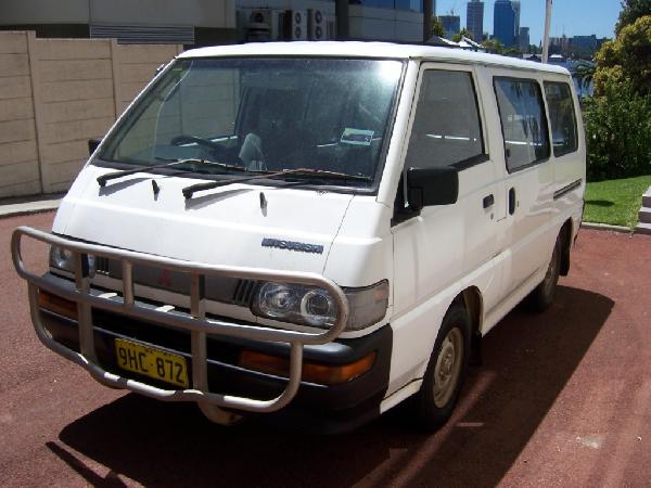 1992 Mitsubishi Starwagon 