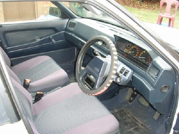 1988 Mitsubishi Magna TN