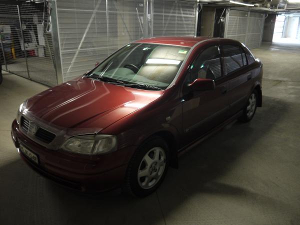 2000 Holden Astra CD