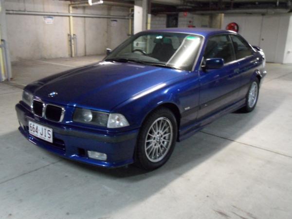 1998 BMW 318is 