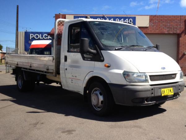 2005 Ford Transit Cab-Chassis 6 Speed CommonRail