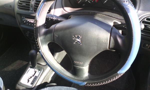 2003 Peugeot 206 a