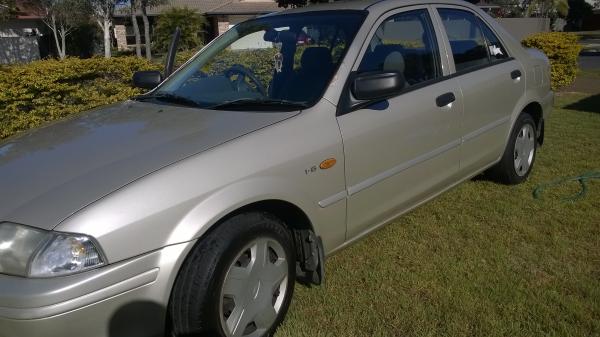 2000 Ford Laser LXI