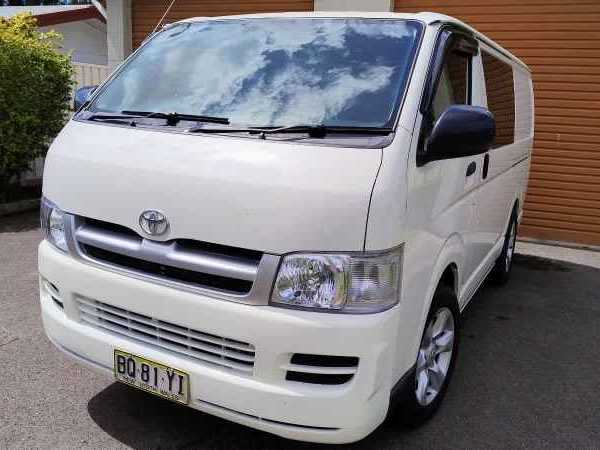 2006 Toyota Hiace LWB